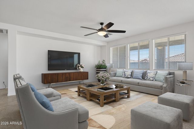 15847 W SHAW BUTTE Drive, Surprise, AZ 85379