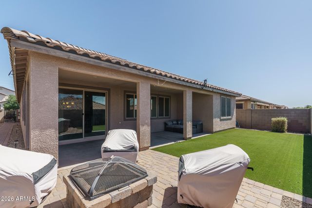 15847 W SHAW BUTTE Drive, Surprise, AZ 85379