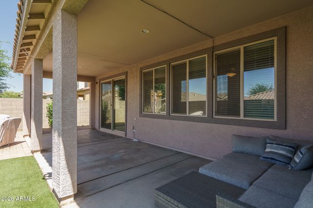 15847 W SHAW BUTTE Drive, Surprise, AZ 85379