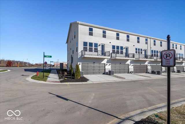 402 Elite Street, Westfield, IN 46074