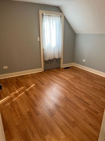 8153 S Exchange Avenue, Chicago, IL 60617