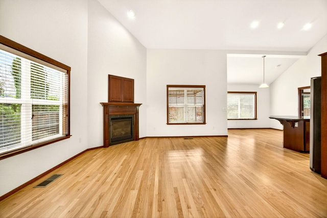 150 Graham Way, Talent, OR 97540