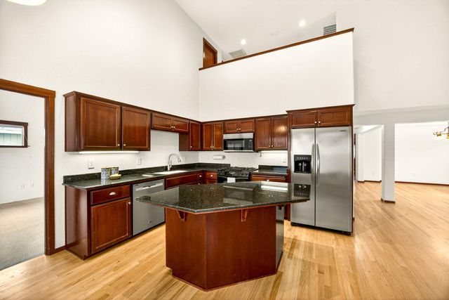 150 Graham Way, Talent, OR 97540