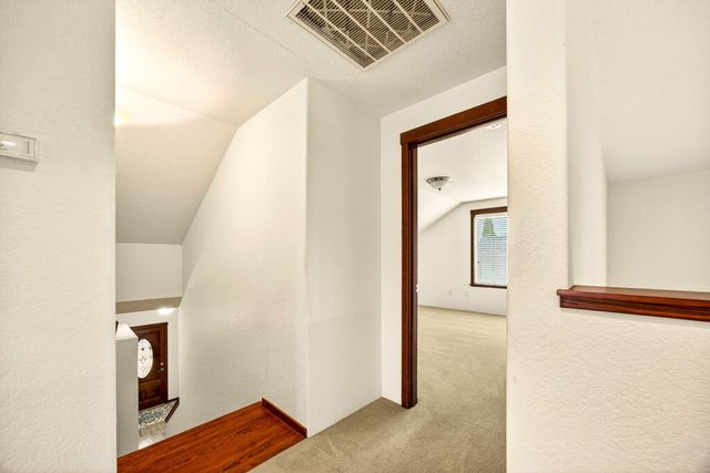 150 Graham Way, Talent, OR 97540