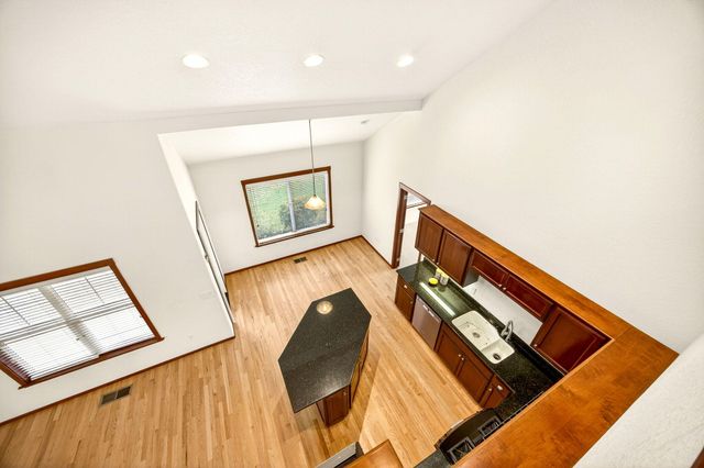 150 Graham Way, Talent, OR 97540