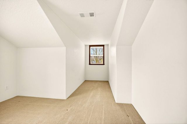 150 Graham Way, Talent, OR 97540