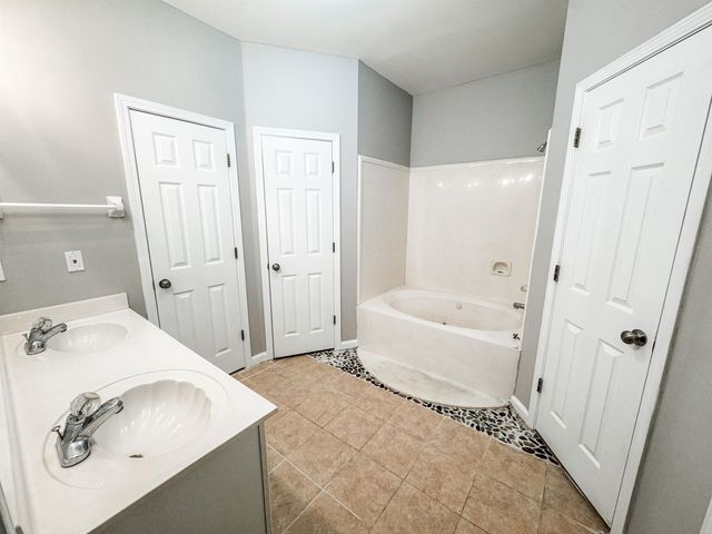 4564 PARK RIDGE PKY, Collierville, TN 38017