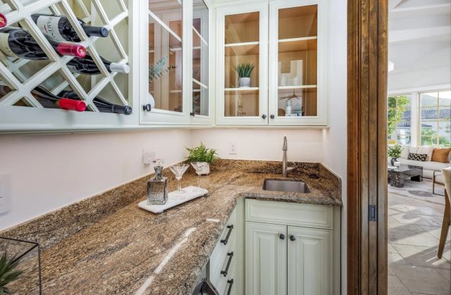 7718 Camino Sin Puente, Rancho Santa Fe, CA 92067