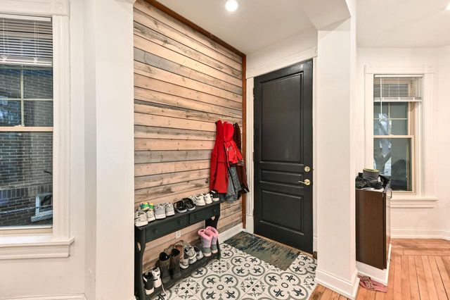 2464 N Dr William Finlayson STREET #2466, Milwaukee, WI 53212