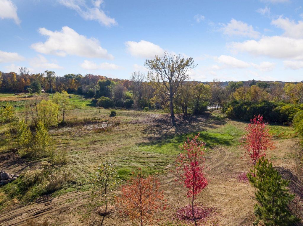 995 Honey Hill, Orono, MN 55356 — photo 2