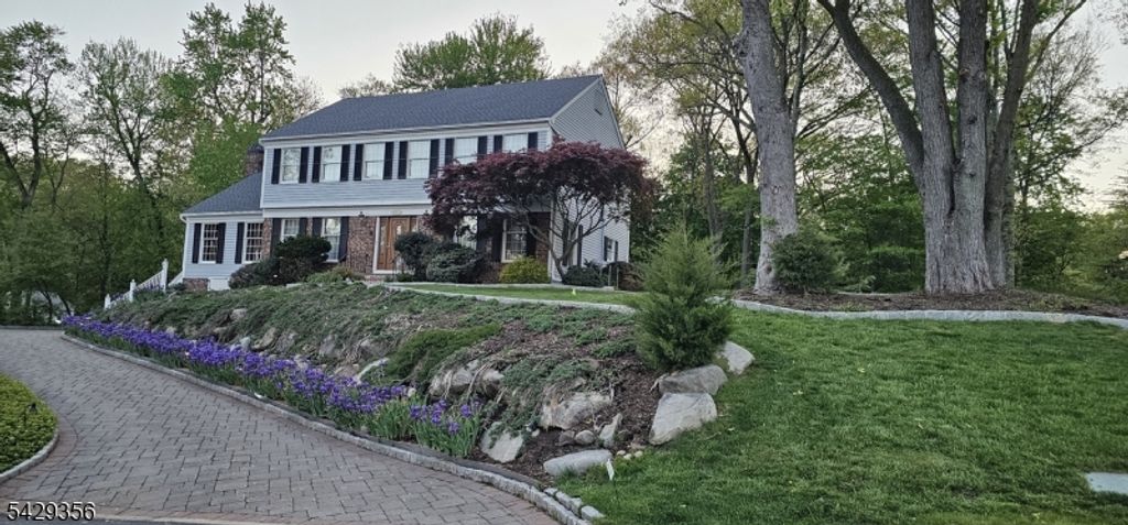 309 Paul Ct, Wyckoff Twp., NJ 07481 — photo 2