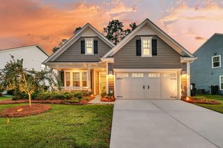 455 Coopers Hawk Drive, Summerville, SC 29483