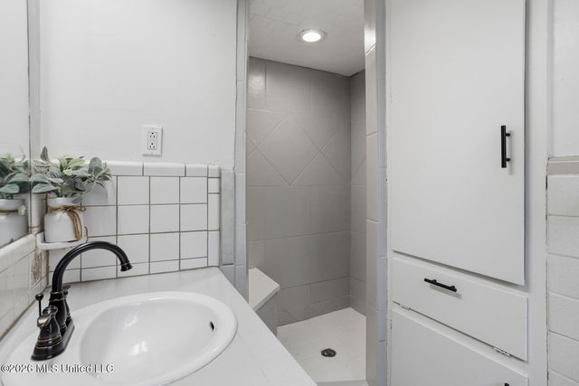 705 Pinehurst Street, Clinton, MS 39056