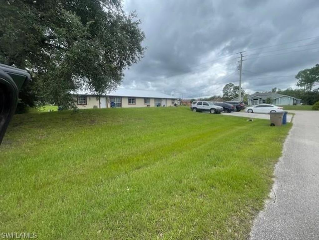 3017/3019 Gilbert AVE S, LEHIGH ACRES, FL 33973 — photo 2