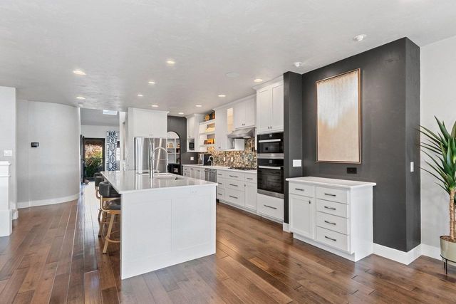 2755 FOX RUN, Appleton, WI 54914