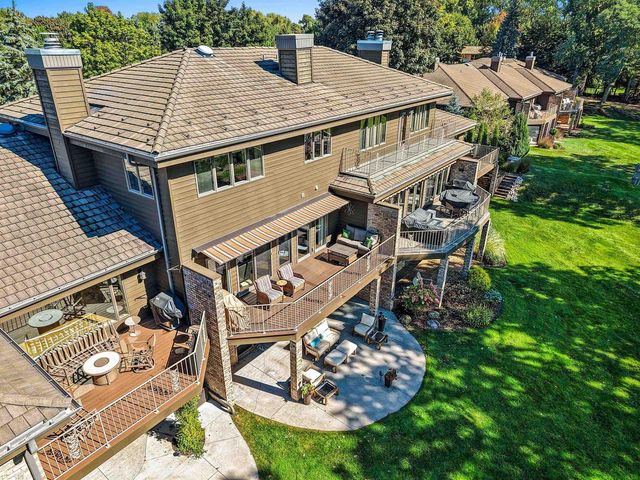 2755 FOX RUN, Appleton, WI 54914