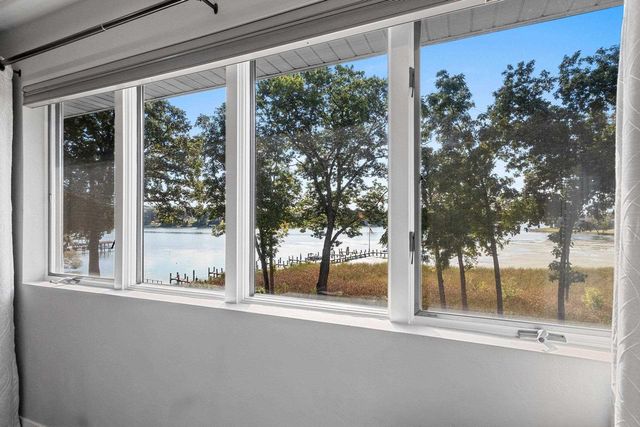 2755 FOX RUN, Appleton, WI 54914