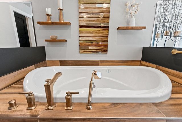 2755 FOX RUN, Appleton, WI 54914