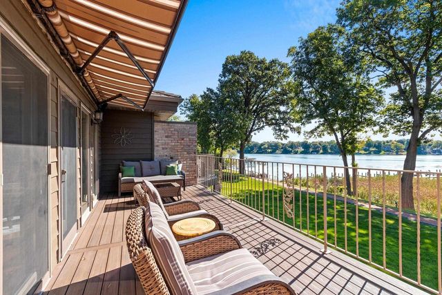 2755 FOX RUN, Appleton, WI 54914