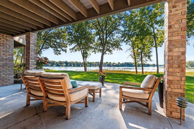 2755 FOX RUN, Appleton, WI 54914