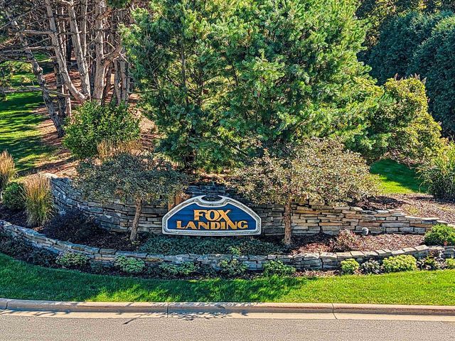 2755 FOX RUN, Appleton, WI 54914