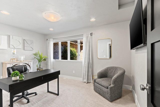 2755 FOX RUN, Appleton, WI 54914