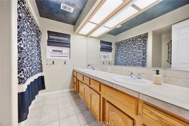 14005 Austin Creek Avenue, Bakersfield, CA 93314