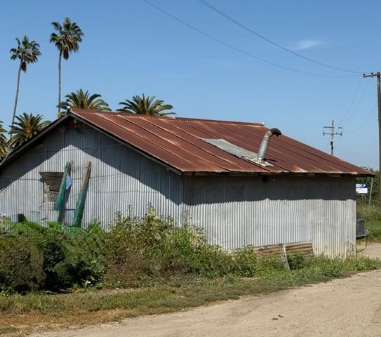 23172 Robertson Boulevard, Chowchilla, CA 93610