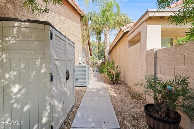 10619 E Arrowvale Drive, Sun Lakes, AZ 85248