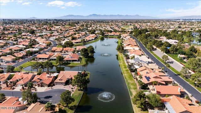 10619 E Arrowvale Drive, Sun Lakes, AZ 85248