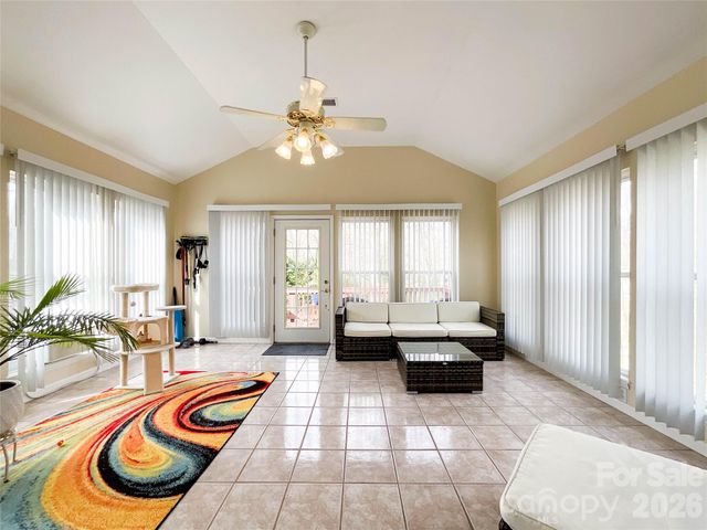 15920 Fieldstone Drive, Matthews, NC 28104