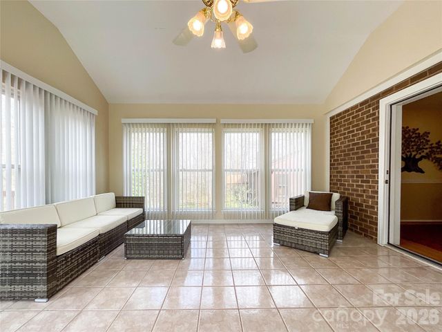 15920 Fieldstone Drive, Matthews, NC 28104