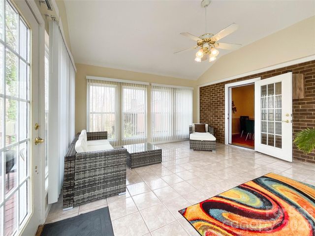 15920 Fieldstone Drive, Matthews, NC 28104