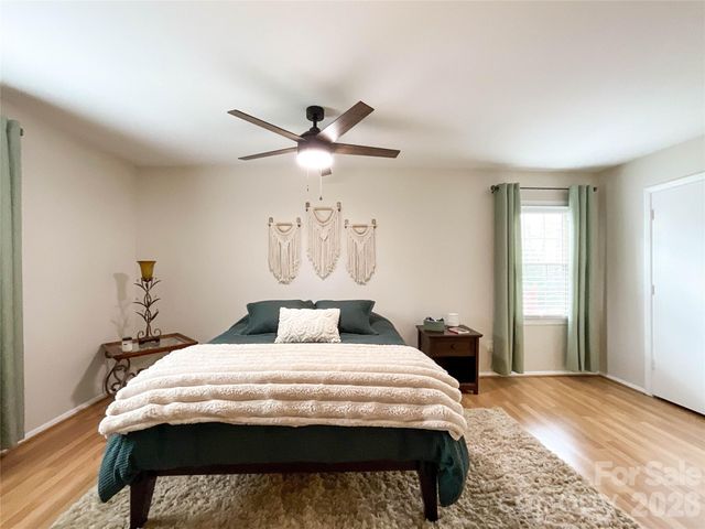 15920 Fieldstone Drive, Matthews, NC 28104