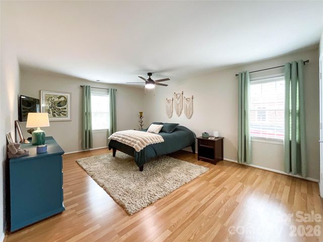 15920 Fieldstone Drive, Matthews, NC 28104