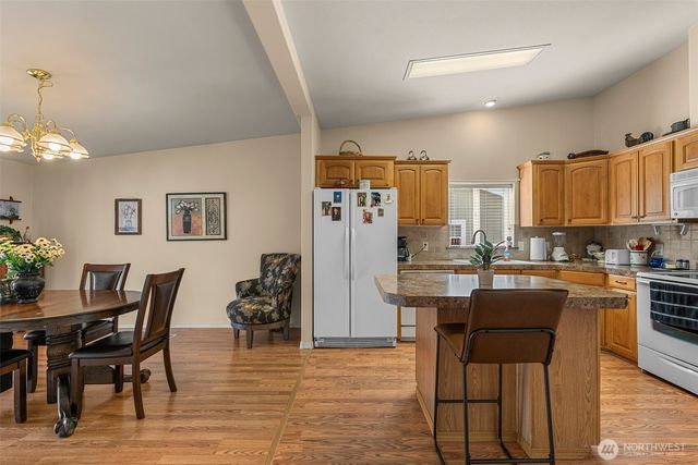 1849 Heritage Drive, Wenatchee, WA 98801