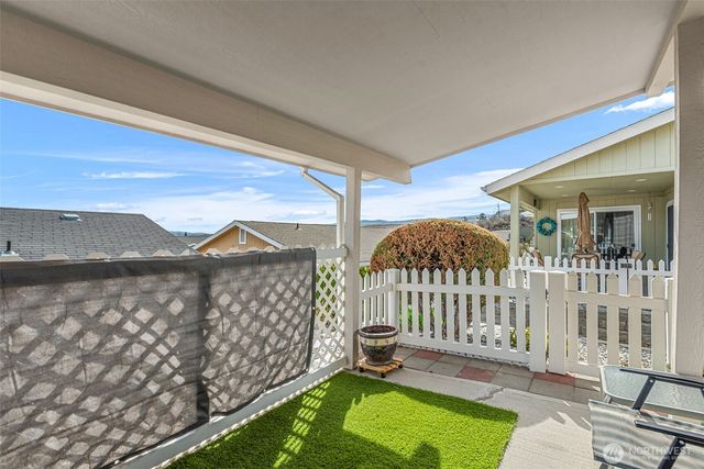 1849 Heritage Drive, Wenatchee, WA 98801