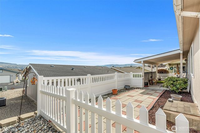 1849 Heritage Drive, Wenatchee, WA 98801