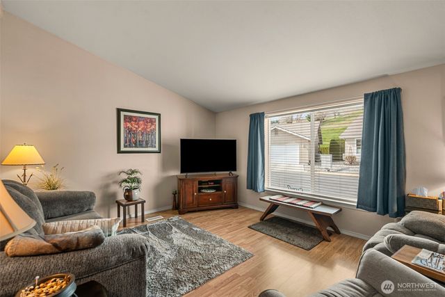 1849 Heritage Drive, Wenatchee, WA 98801