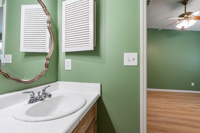 2318 Cumberland Drive, Tallahassee, FL 32303