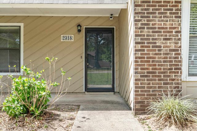 2318 Cumberland Drive, Tallahassee, FL 32303