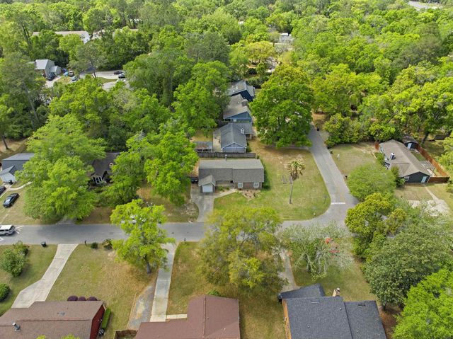 2318 Cumberland Drive, Tallahassee, FL 32303