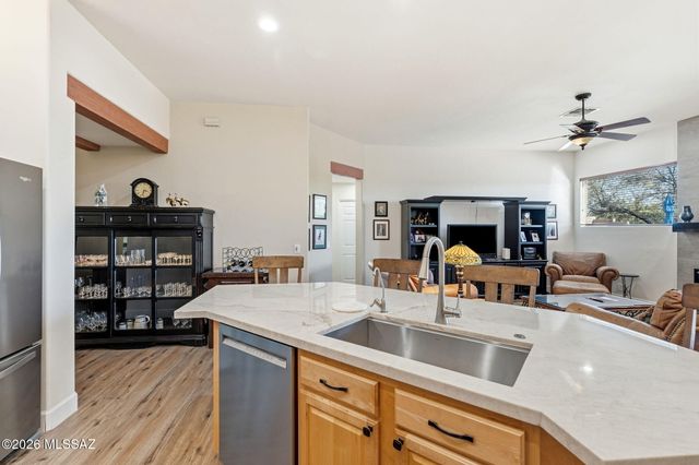 13834 E Red Hawk Sky Trail, Vail, AZ 85641