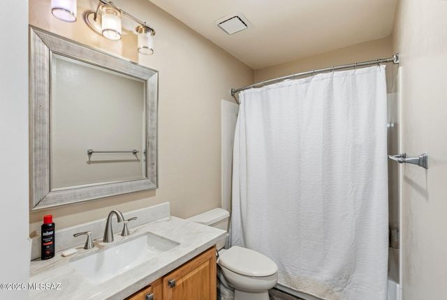 13834 E Red Hawk Sky Trail, Vail, AZ 85641