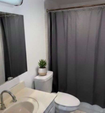 901 Hillcrest Drive 307, Hollywood, FL 33021