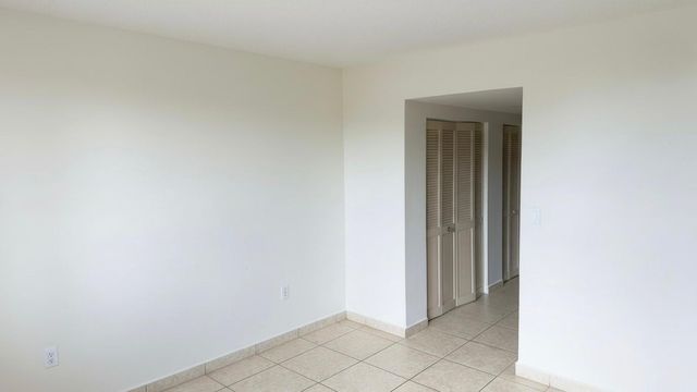 901 Hillcrest Drive 307, Hollywood, FL 33021