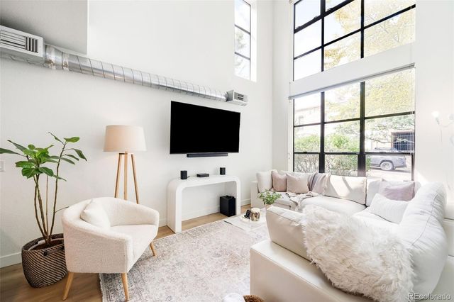 2034 W 31st Avenue E, Denver, CO 80211