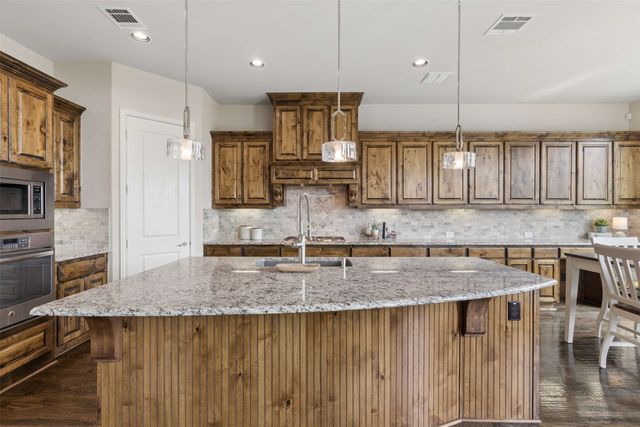 2689 Forest Breeze Drive, Frisco, TX 75034