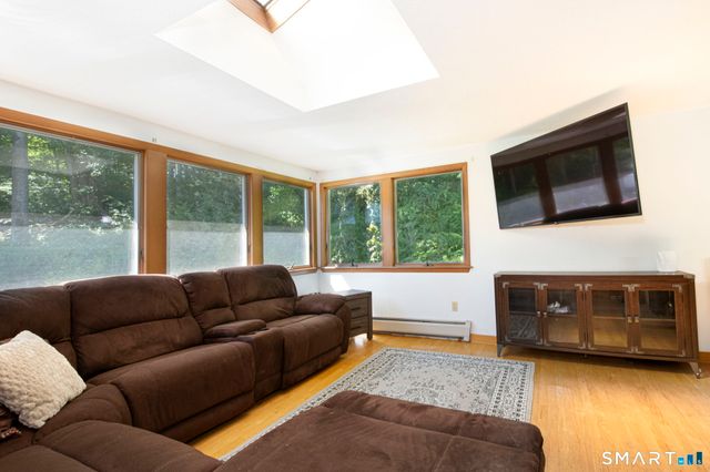 30 Daleville Road, Willington, CT 06279