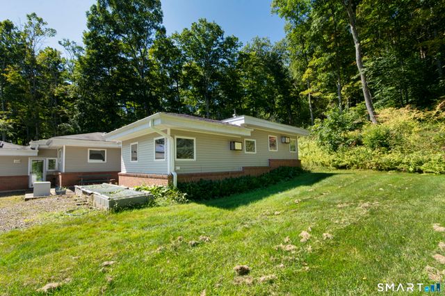 30 Daleville Road, Willington, CT 06279
